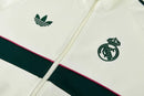 Chándal Real Madrid adidas Originals 2026/27 Crema y Verde – detalle