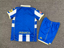 KIT JUNIOR KOMBAT DEPORTIVO LA CORUÑA 25/26 - 1ª EQUIPACIÓN